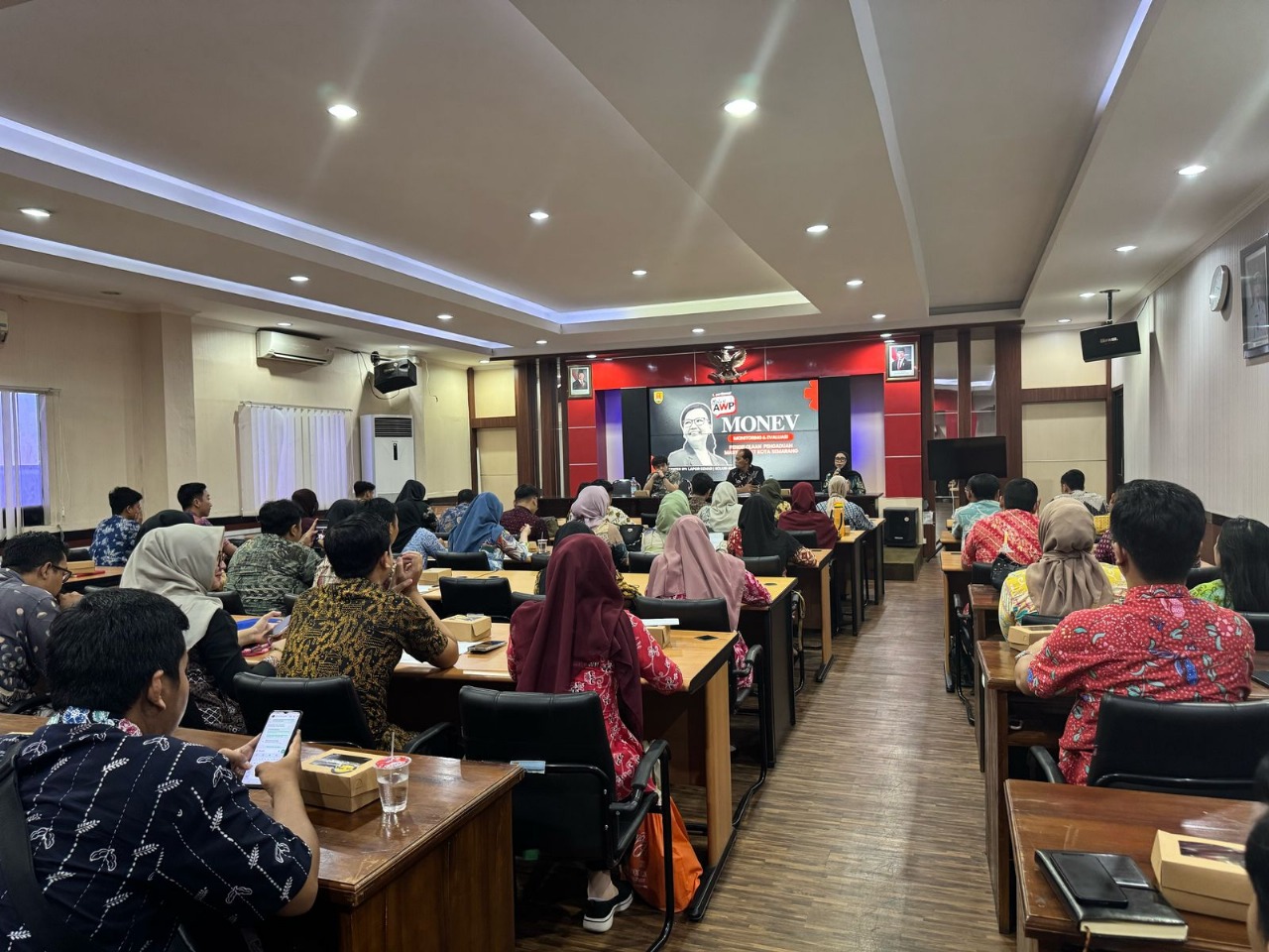 Diskominfo Gelar Monev Caturwulan I Pengelolaan Pengaduan Lapor Semar Solusi AWP